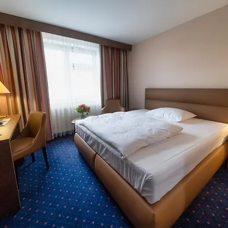 Fortuna Reutlingen-tübingen 4*