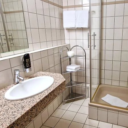 Hotel Fortuna Reutlingen-tübingen 4*