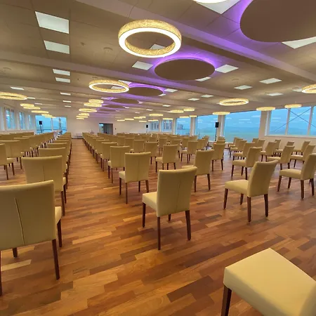 Fortuna Reutlingen-tuebingen 4* רויטלינגן