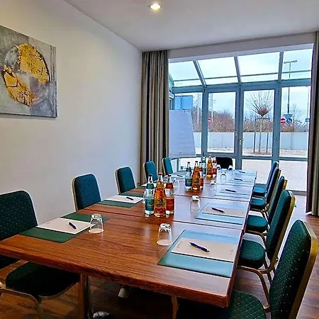 Fortuna Reutlingen-tuebingen 4* רויטלינגן